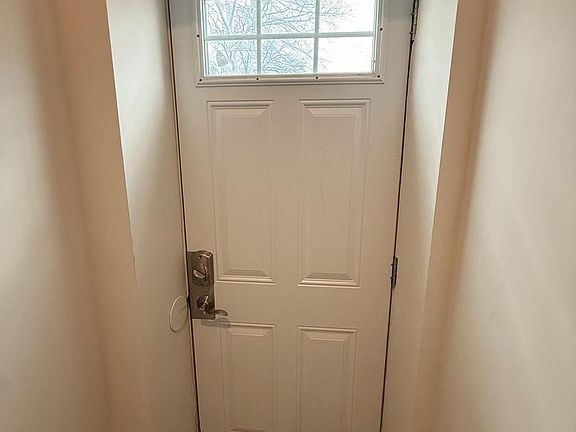 3rd image of 2630 Ridge Ave