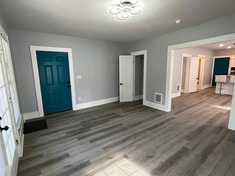 610 Hickory St #2 — Photo 13