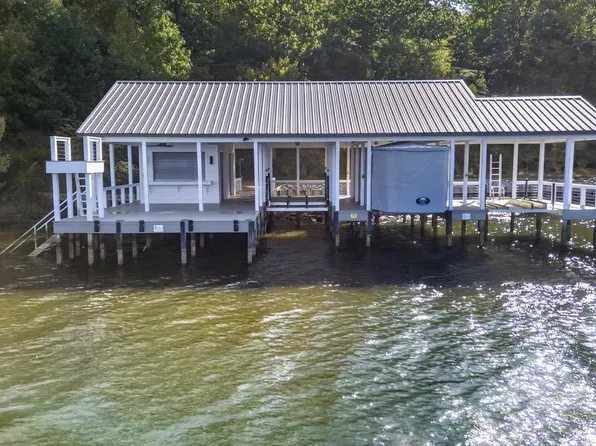177 N Lake Bluff Dr, Bullard, TX 75757