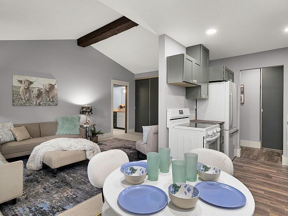5th image of 1004 Westbrooke Way APT 8
