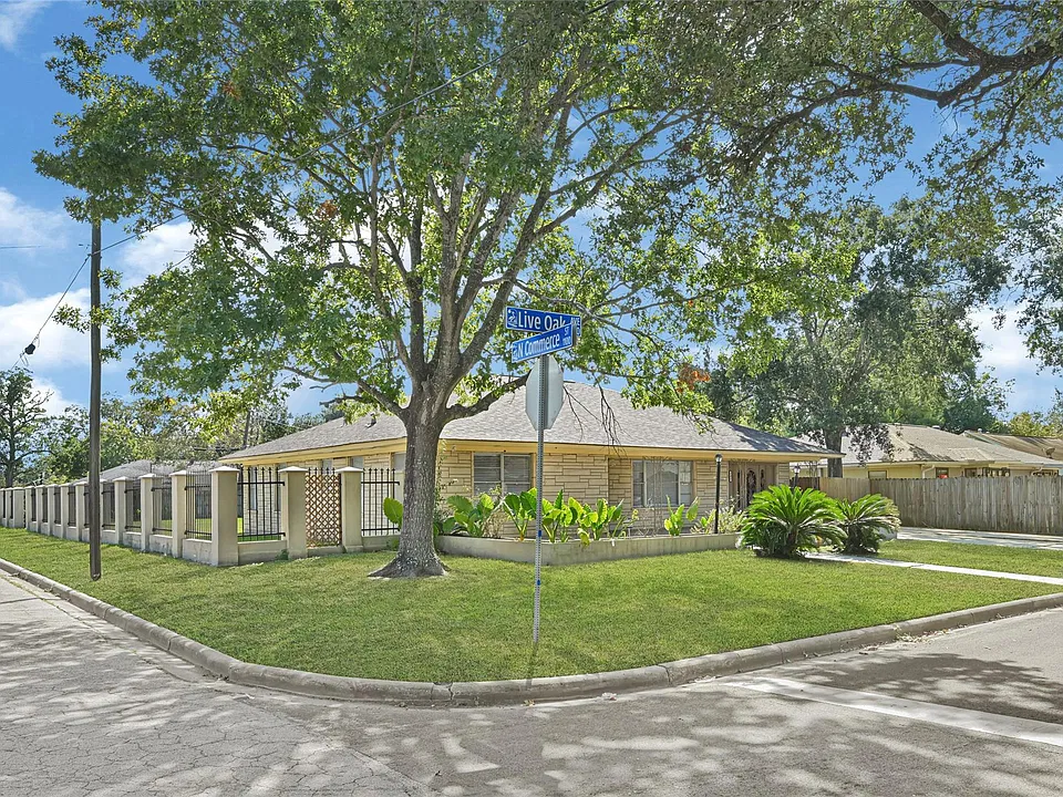 101 Live Oak St