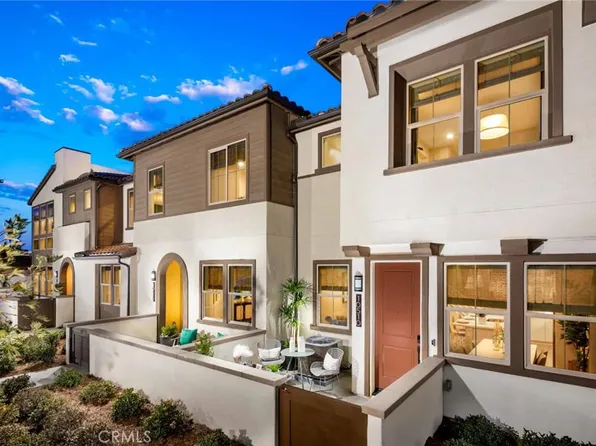10512 Triple Crown Ln, Cypress, CA 90720