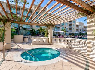 99 SE Mizner Blvd APT 647, Boca Raton, FL 33432