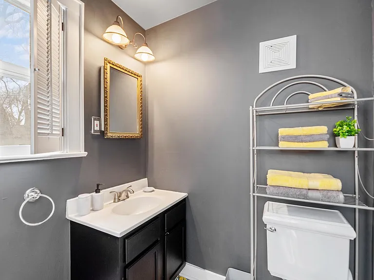 425 N Bluff Ave — Photo 40