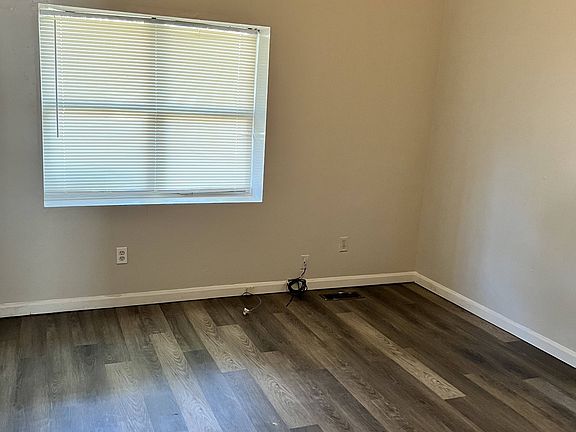 4th image of 4119 Farlin Ave Floor 2