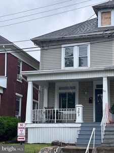 202 S Main St, Red Lion, PA, 17356
