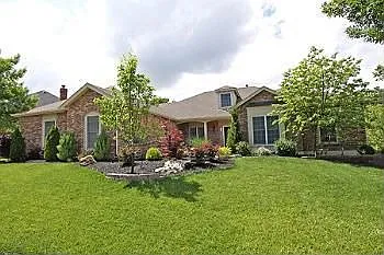 2227 Edge Wood Manor Ln photo 1