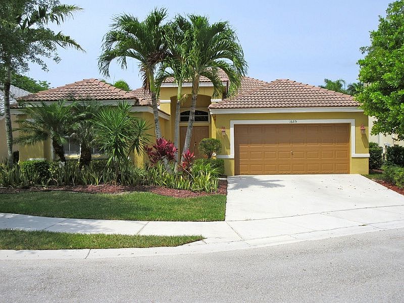 1st image of 1685 Royal Grove Way