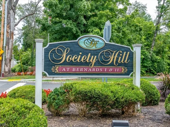 99 Woodward Ln, Basking Ridge, NJ 07920