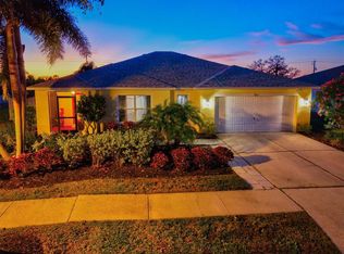 5213 Moon Shell Dr, Apollo Beach, FL 33572