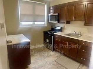 910 E Sharpnack St #2, Philadelphia, PA 19150