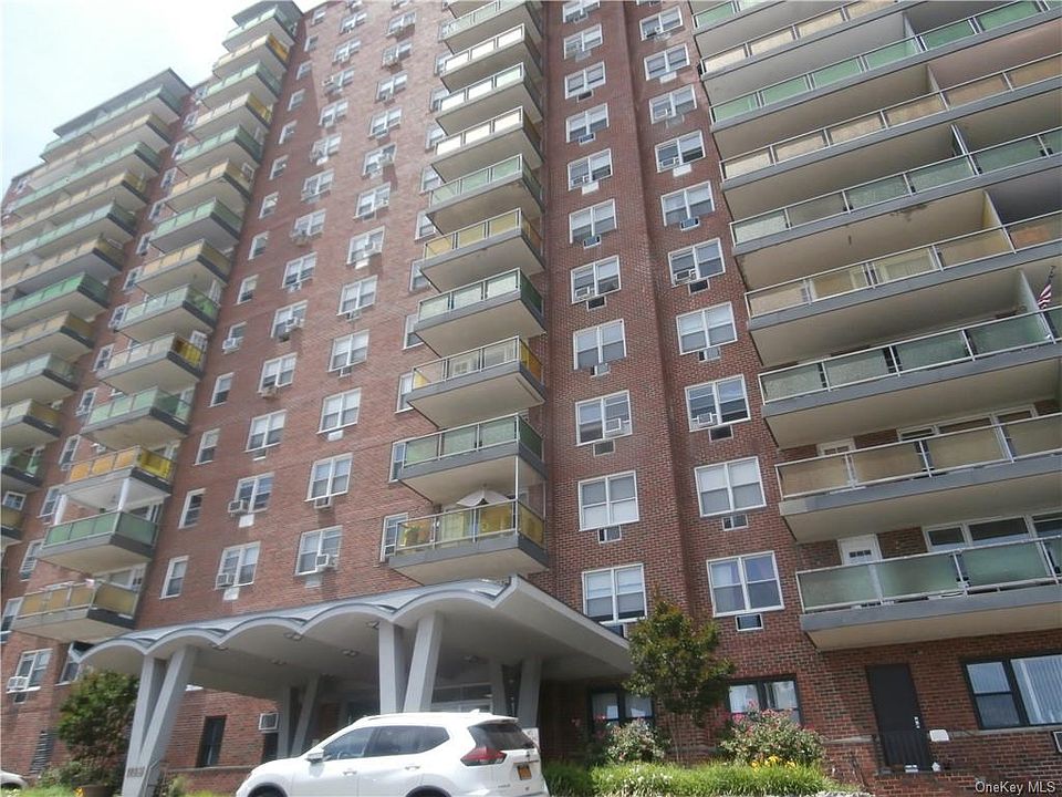 1st image of 1853 Central Park Ave APT 8G