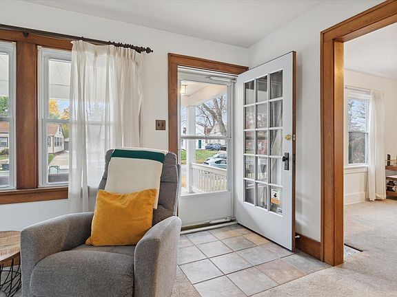 4th image of 1256 Longfellow Ave
