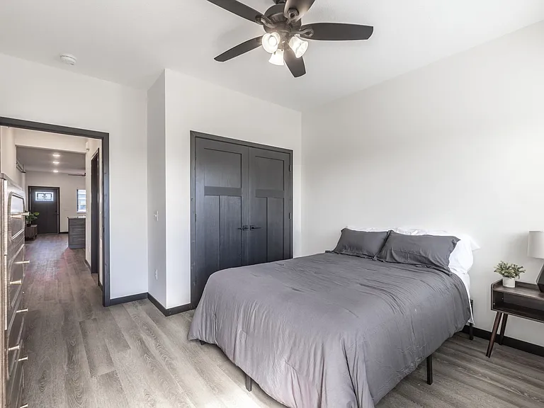1197 Liberty Dr — Photo 12