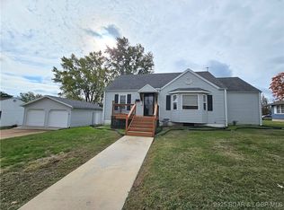 110 W Autry St, Eldon, MO 65026