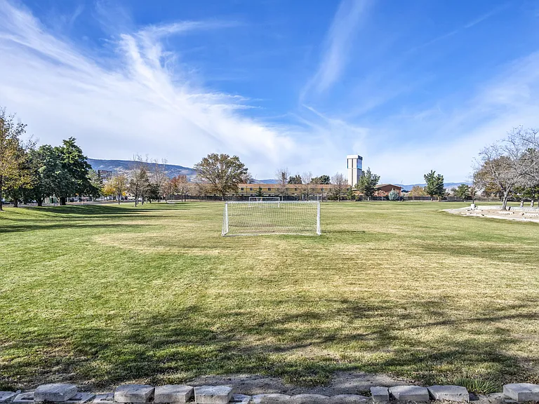 Peaks at the Park — Photo 20