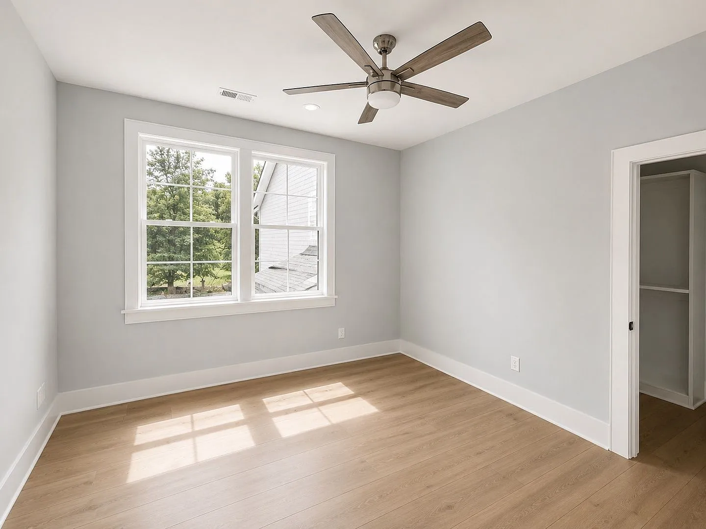 2 bed, 1.0 bath, $3,100 — Photo 4