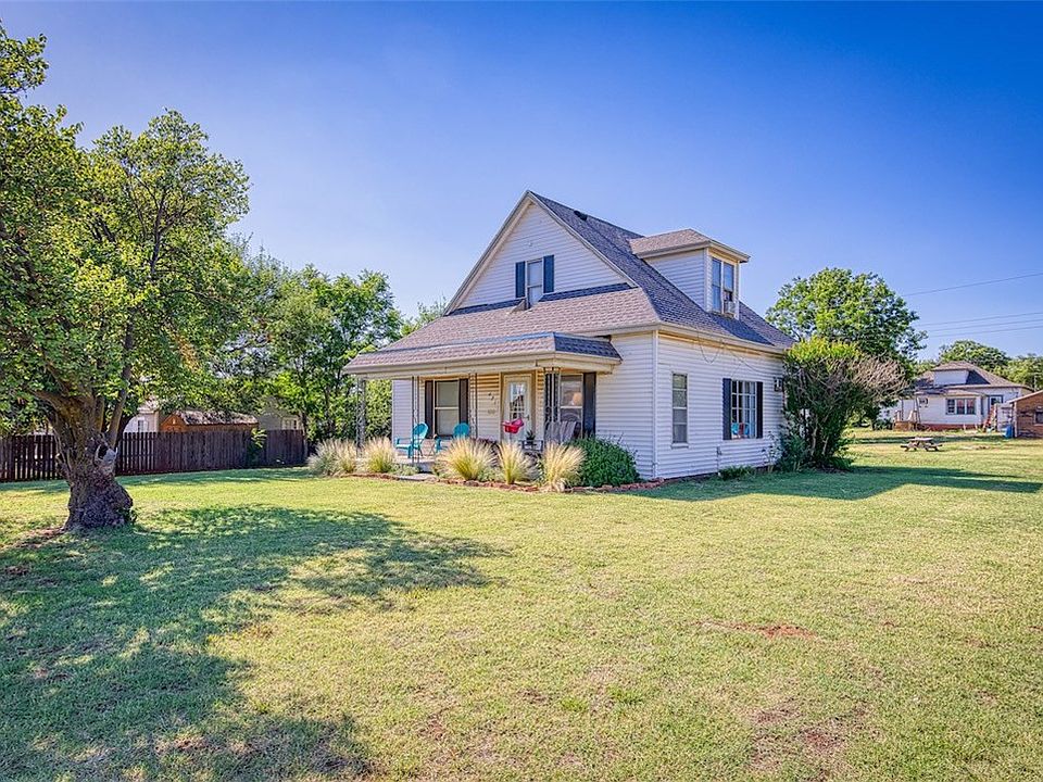 621 E 3rd St, Elk City, OK 73644 Zillow