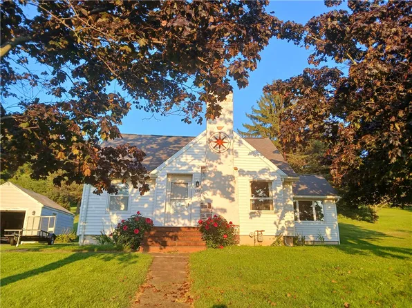 130 Mill St, Clyde, NY 14433