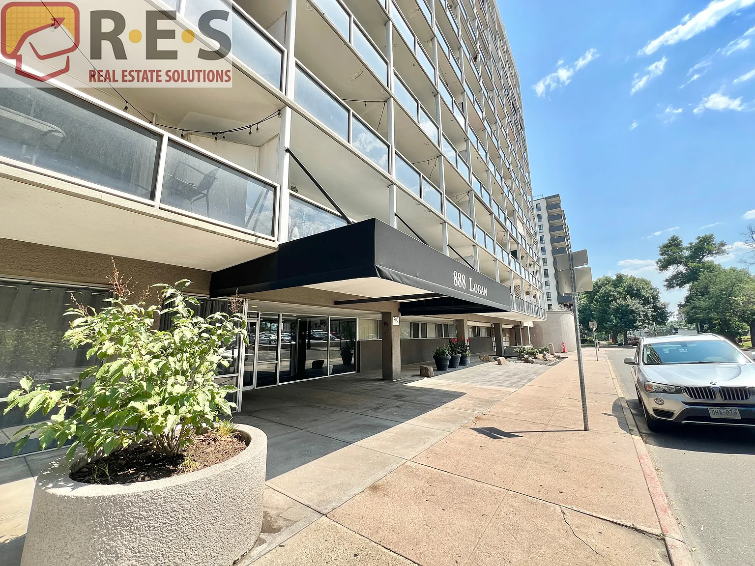 2 bed, 973 sqft, $2,095 — Photo 1