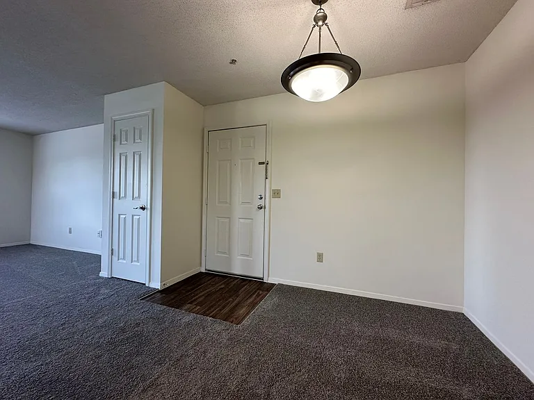 Hamilton at Turman Farms Apartments — Photo 27