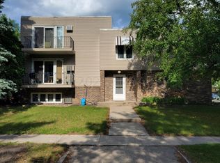 1516 19th 1/2 St #2, Moorhead, MN 56560