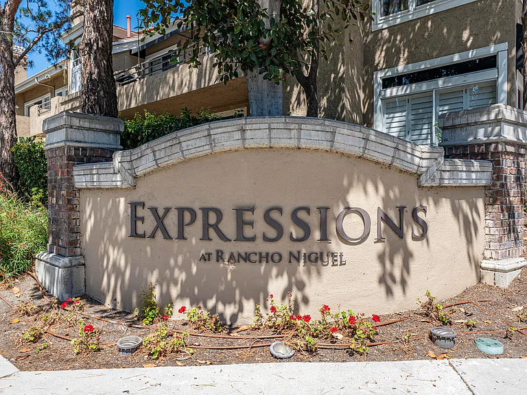 EXPRESSIONS RANCHO NIGUEL IS A LUXURY CONDOMINUM