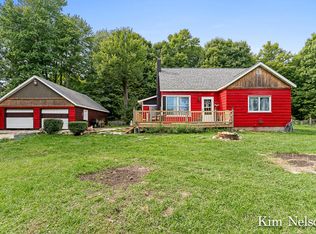 1585 S Maple Island Rd, Hesperia, MI 49421