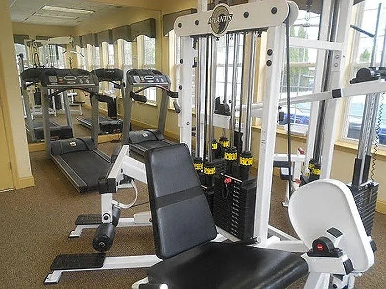 2 bed, 1200 sqft, $2,550 — Photo 2