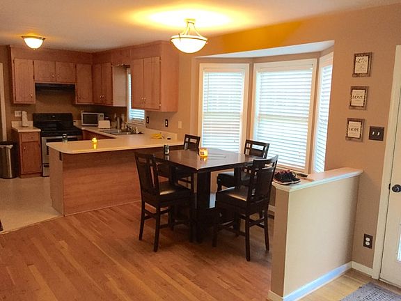 3rd image of 15607 Corte Castle Ct