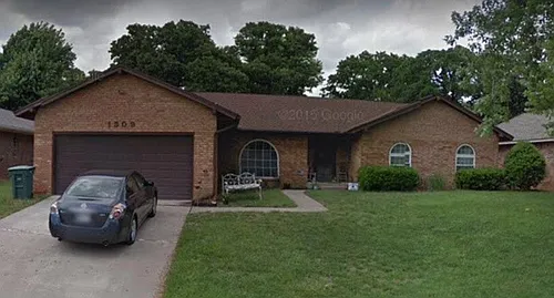 1309 Devonshire Ct Photo 1