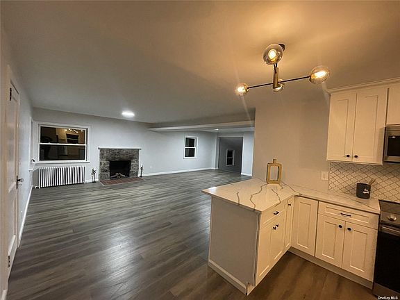 2nd image of 12 Gatelot Ave