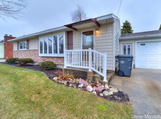 2250 Columbus Ave, Norton Shores, MI