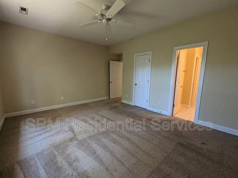 233 Racine Dr #18 — Photo 8