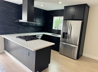 685 N Hickory St #2, Escondido, CA 92025