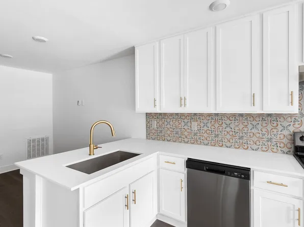 Clairview Apartments