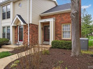 1038 Brooksgate Manor Dr, Saint Louis, MO