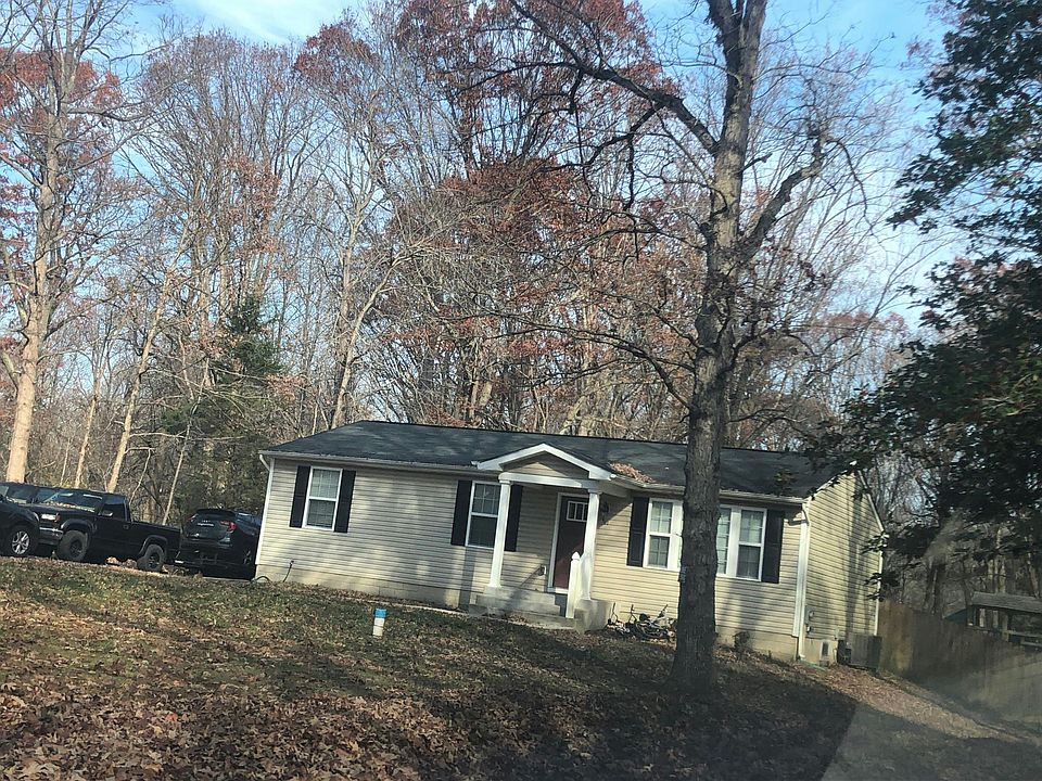 1st image of 361 Emerson Rd