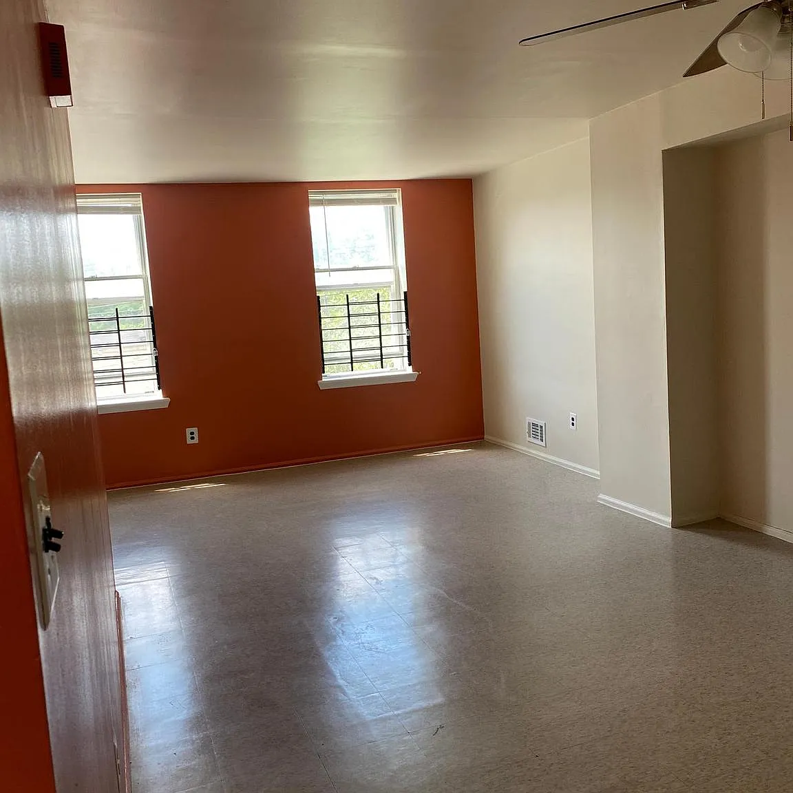 3 bed, 1696 sqft, $1,400 — Photo 4