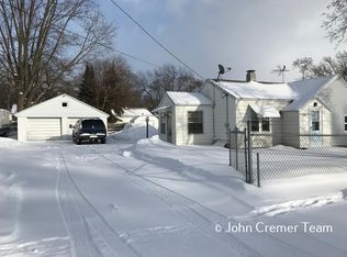 3760 Oriole Ave SW, Wyoming, MI 49509