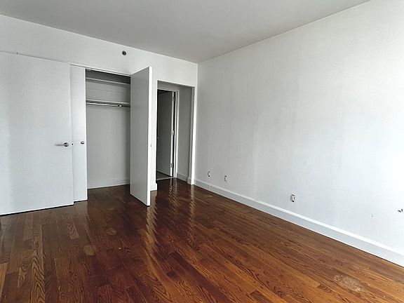 5th image of 225 Schermerhorn St APT 4G