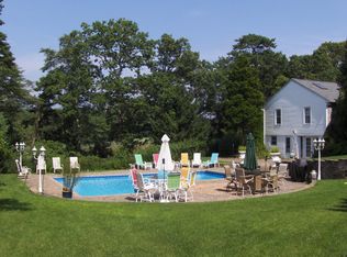 5 Indian Run, East Quogue, NY 11942