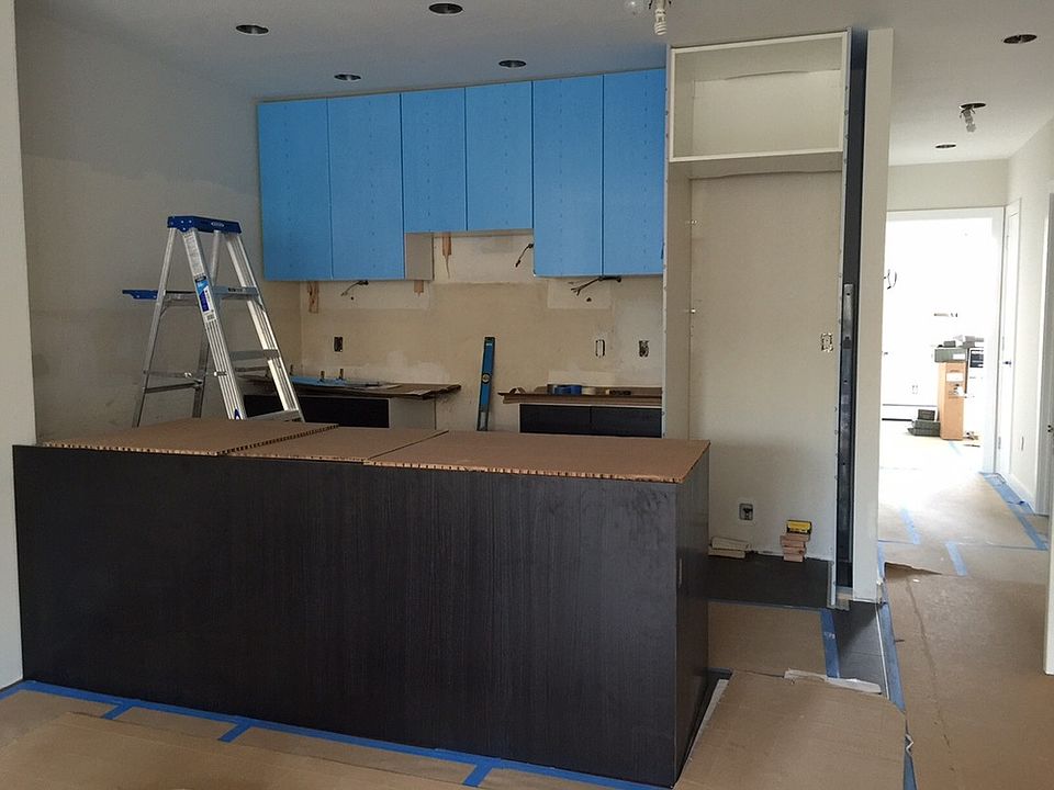 2nd image of 701 Bergen St