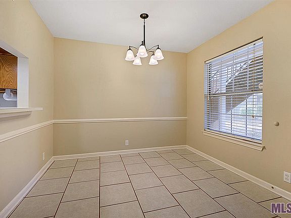 3rd image of 141 E Boyd Dr APT 205