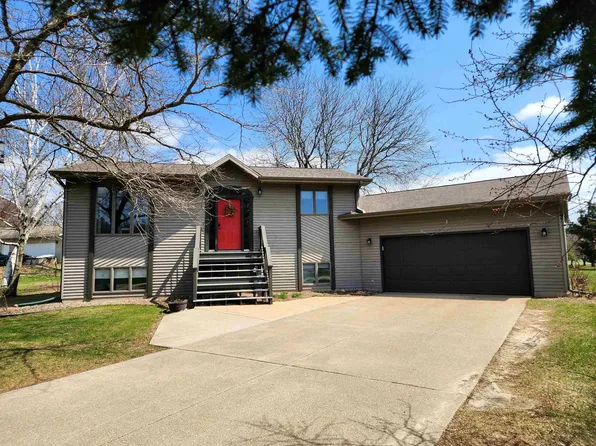 12902 Flicker Rd, Tomah, WI 54660