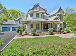 205 E Rocks Rd, Norwalk, CT 06851