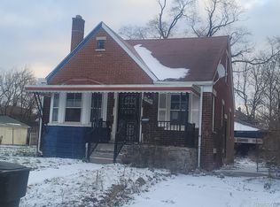 9212 Sorrento St, Detroit, MI 48228