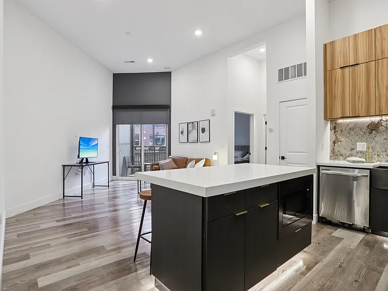 1523 S 10th St #117 — Photo 18