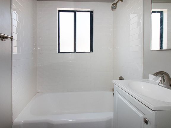 3rd image of 719 E Medio St APT 14