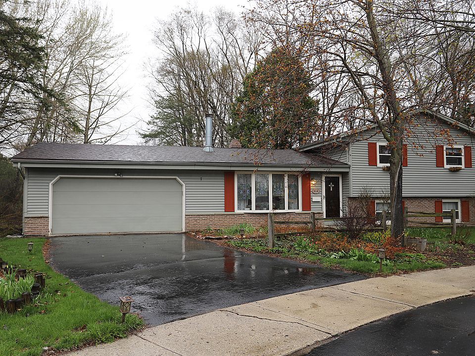 1st image of 914 Sandy Acre Ct